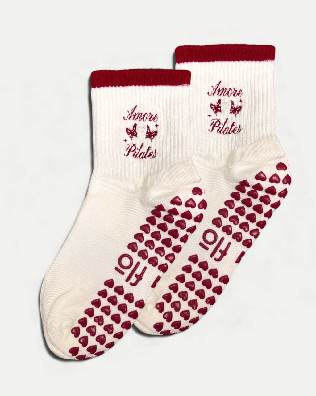 AMORE PILATES CREW GRIP SOCKS - CREAM/RED: M-L