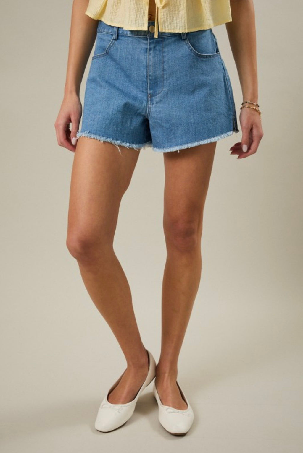 Chili Embro Frayed Hem Stretch Denim Shorts
